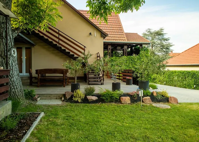 Anno Сasa de vacaciones Balatonföldvár